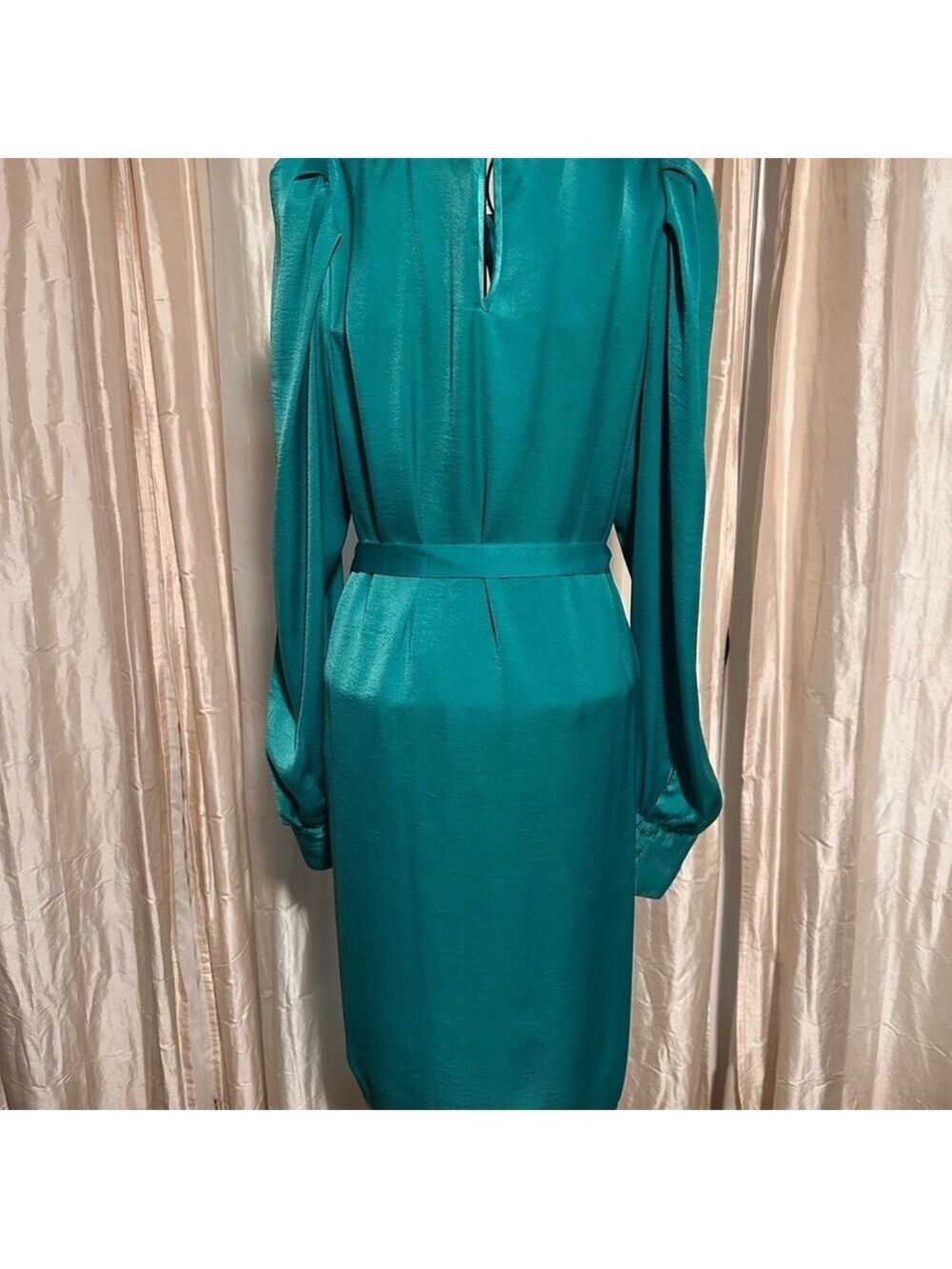 BCBGMaxAzria Green Long Sleeve Dress - Picture 2 of 5